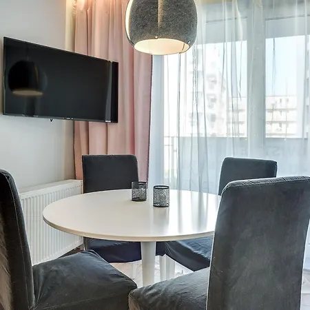 Angielska Grobla Old Town Gdansk