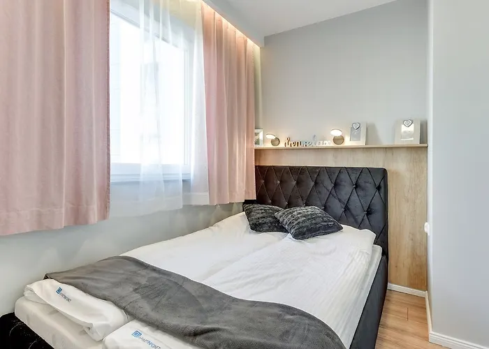 Angielska Grobla Old Town *